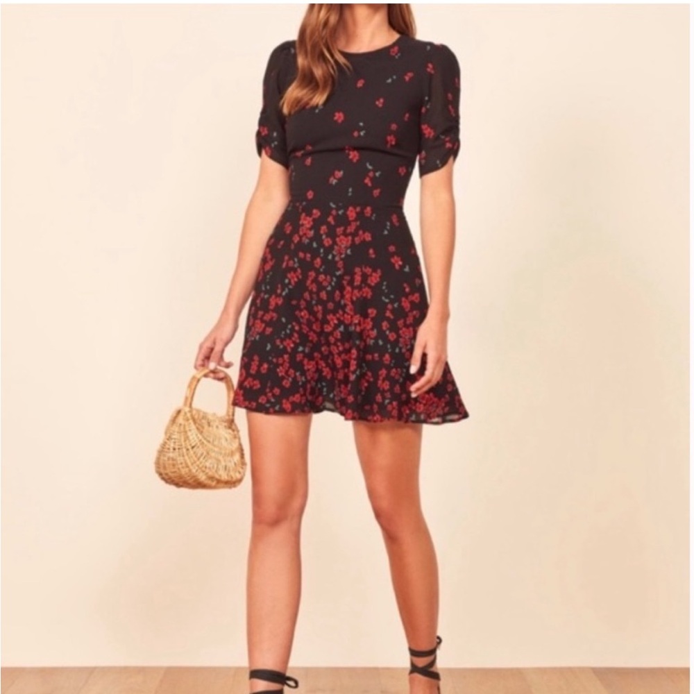 Reformation Gracie mini dress- excellent used condition. Size 6